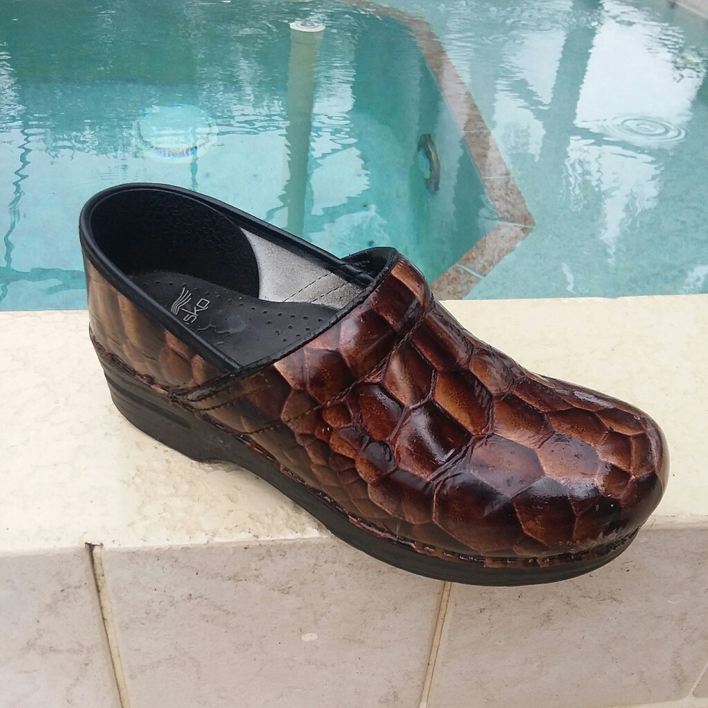 DANSKO Brown Nursing Professional Wedge Shoe  9